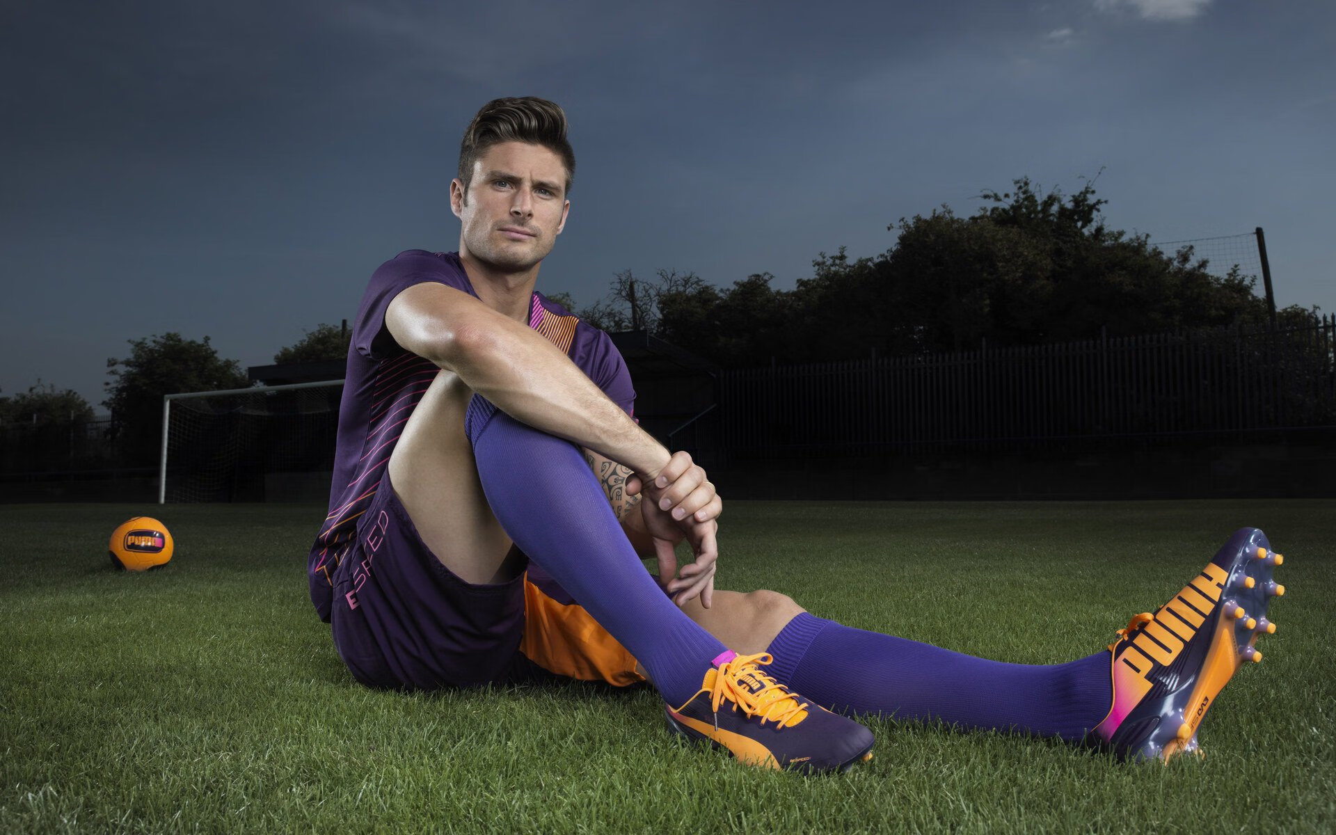 大腕球员风采依旧，独领风骚成团队支柱！