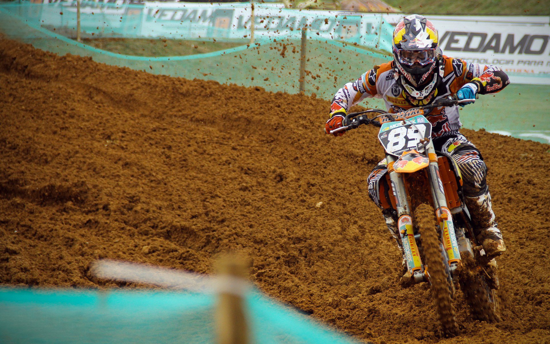 阿拉维斯再受重创，整体表现一踏糊涂，阿拉维斯主力阵容