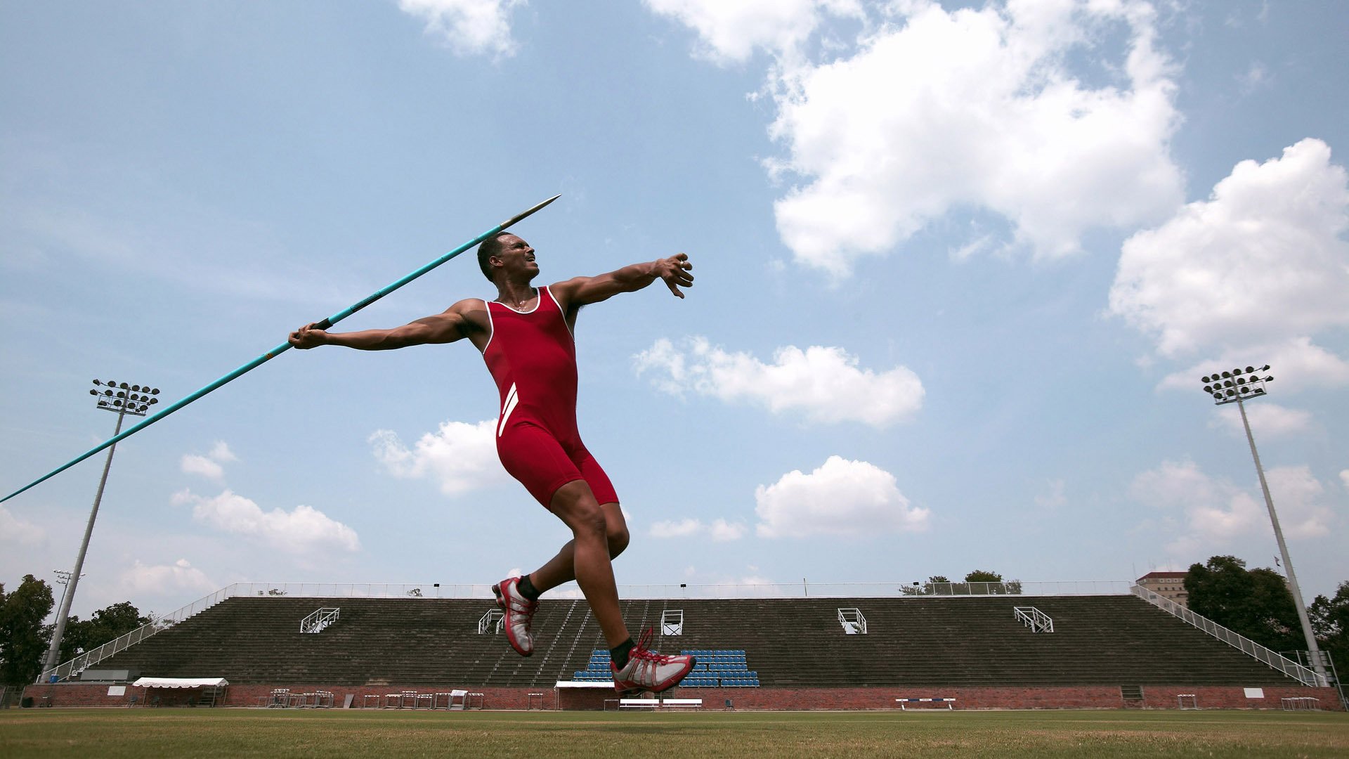 亚洲杯中国足球逆袭 球迷欢呼雀跃，中国 亚洲杯 足球